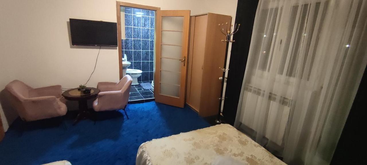 פלייבליה Guesthouse Prenociste Faraon מראה חיצוני תמונה