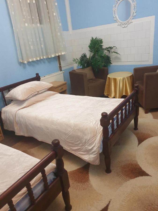 פלייבליה Guesthouse Prenociste Faraon מראה חיצוני תמונה
