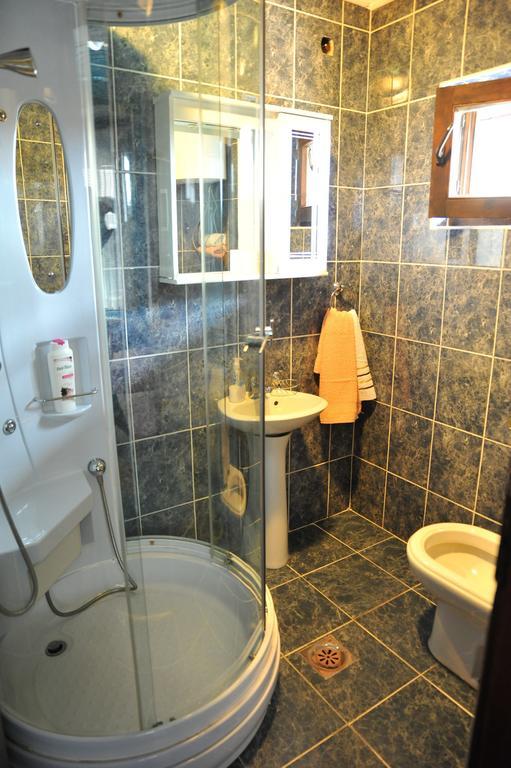 פלייבליה Guesthouse Prenociste Faraon חדר תמונה